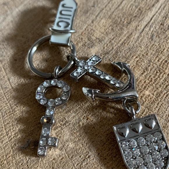 Necklace - Picture 2 of 2